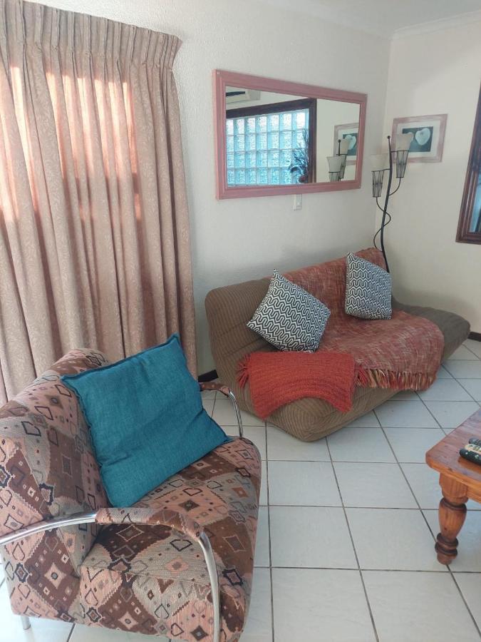 Sleep Eezy Cottages Benoni Luaran gambar