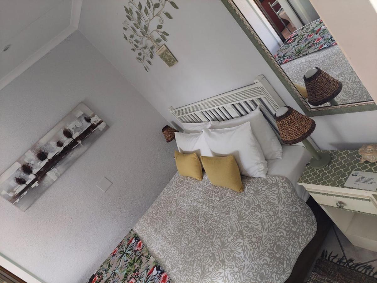 Sleep Eezy Cottages Benoni Luaran gambar