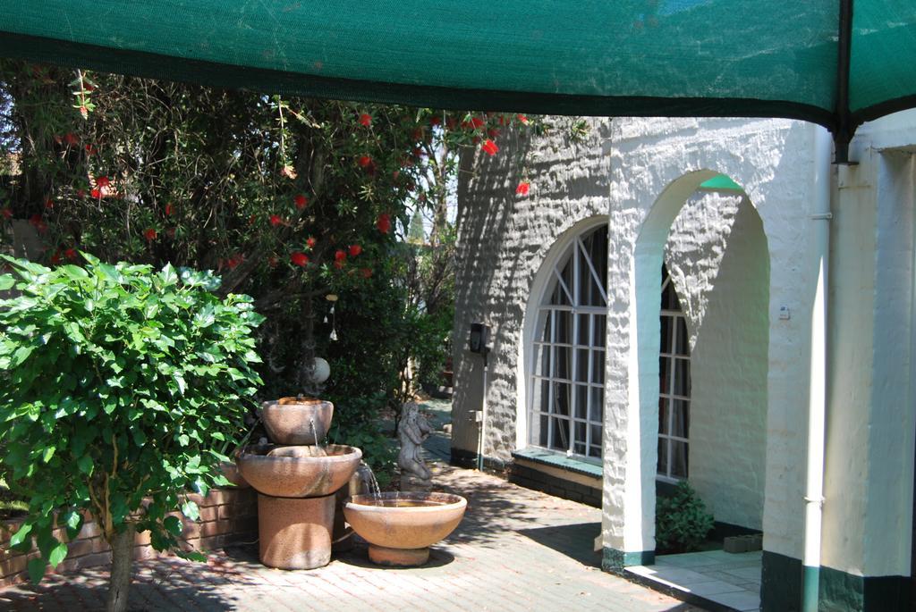 Sleep Eezy Cottages Benoni Luaran gambar