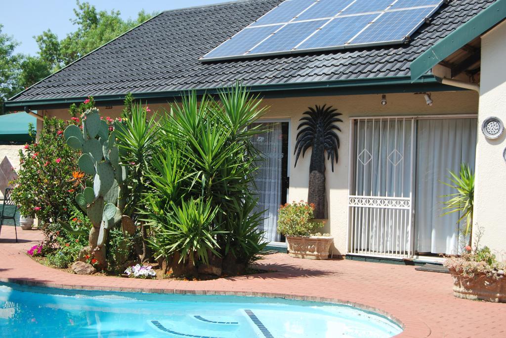 Sleep Eezy Cottages Benoni Luaran gambar